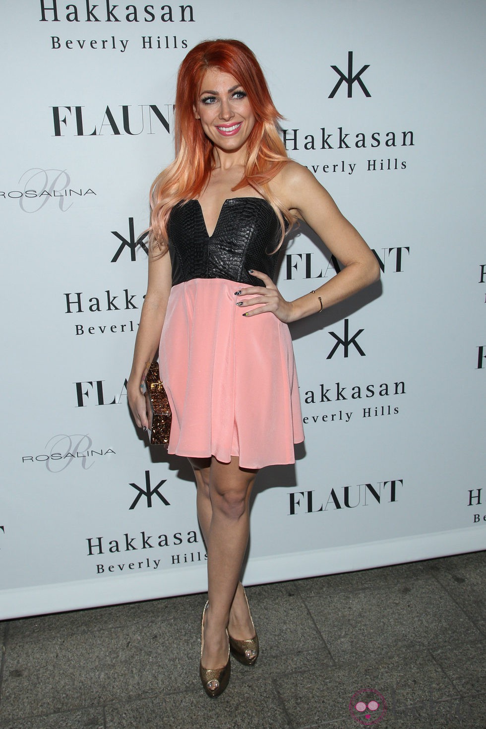 Bonnie McKee en la fiesta organizada por la revista Flaunt