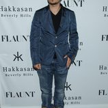 Emile Hirsch en la fiesta organizada por la revista Flaunt