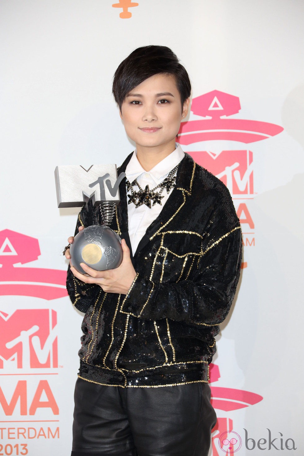 Li Yuchun premiada en los MTV EMA 2013