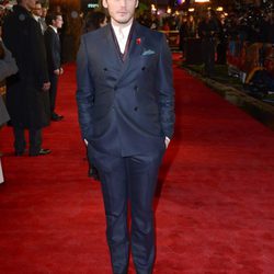 Sam Claflin en el estreno mundial de 'Los Juegos del Hambre: En llamas' en Londres