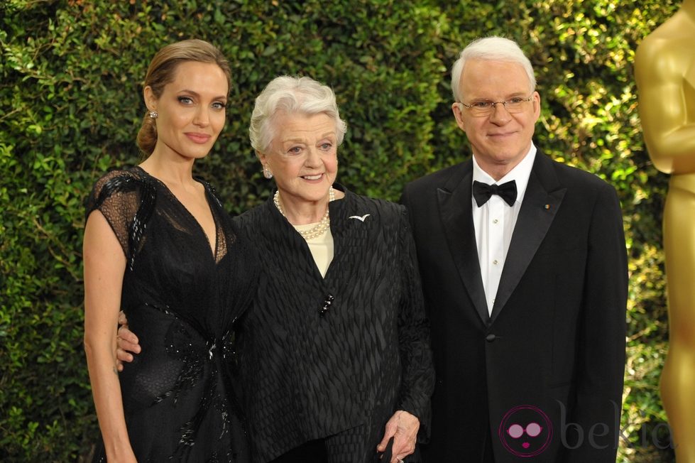 Angelina Jolie, Angela Lansbury y Steven Martin en la ceremonia de entrega de los Governors Awards 2013