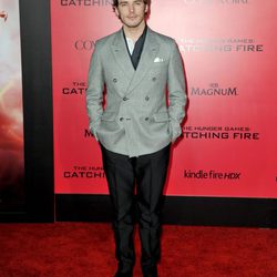 Sam Claflin en el estreno de 'Los Juegos del Hambre: En llamas' en Los Angeles