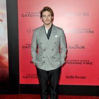 Sam Claflin en el estreno de 'Los Juegos del Hambre: En llamas' en Los Angeles