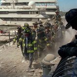 11-S: Bomberos trabajando en el World Trade Center tras el derrumbamiento de las Torres Gemelas