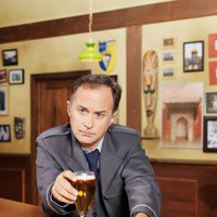 Luis Bermejo es Ricardo en 'Cheers'