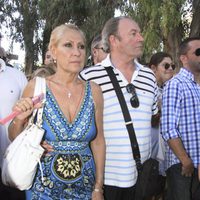 Amador Mohedano y Rosa Benito en la procesión de la Virgen de Regla