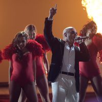 Actuación de Pitbull en los premios ALMA 2011