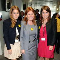 Sarah Ferguson y las Princesas de York en la BGC Charity Day