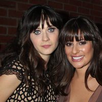  Zooey Deschanel y Leah Michelle en la presentación de la nueva temporada de Fox