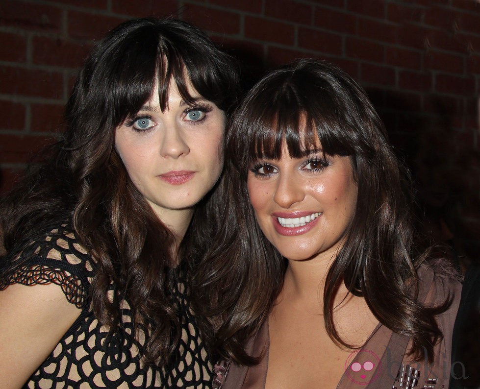  Zooey Deschanel y Leah Michelle en la presentación de la nueva temporada de Fox