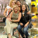 Sofía Cristo, Bárbara Rey, Aída Nizar y su madre Mari Ángeles Delgado en la presentación de 'Acorralados'