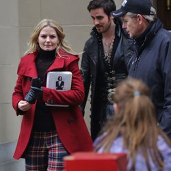 Jennifer Morrison y Colin O'Donoghue graban 'Érase una vez' en Vancouver