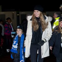 Elle Macpherson y su hijo en 'Winter Wonderland'