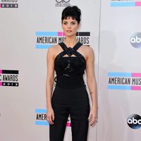 Jaimie Alexander en los American Music Awards 2013