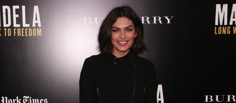 Alyssa Miller en la proyección de 'Nelson Mandela, del mito al hombre' en Nueva York