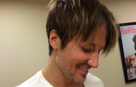 Keith Urban se corta la melena