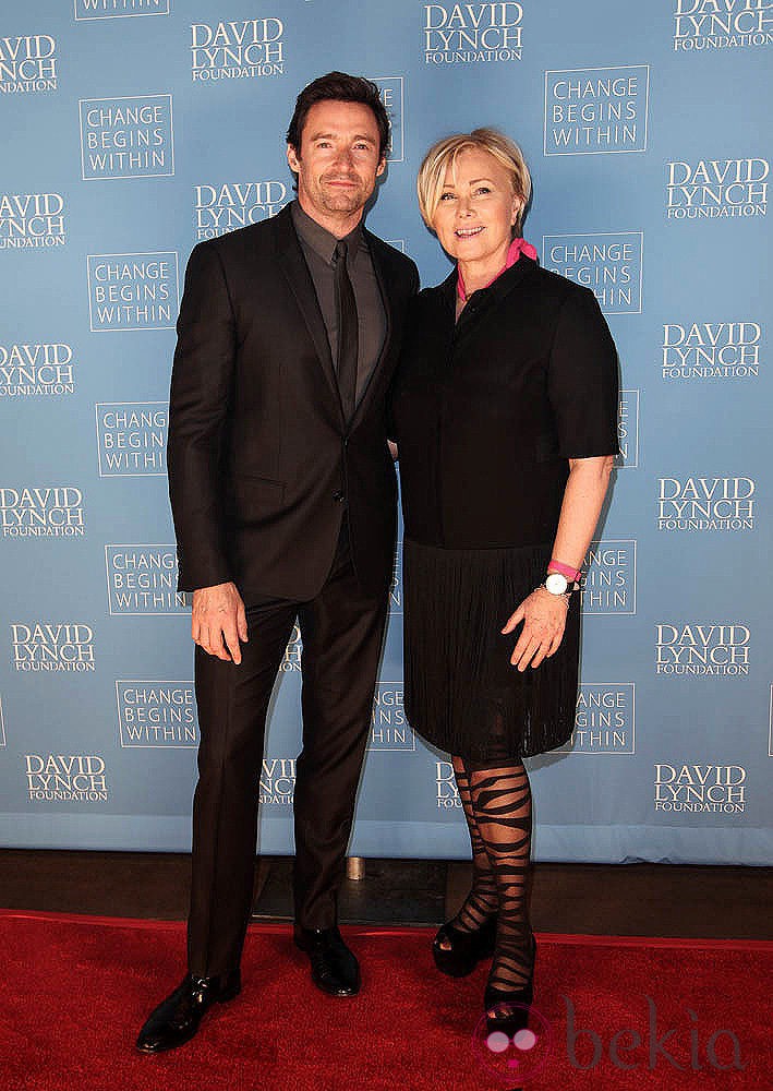 Hugh Jackman reaparece junto a su mujer Deborra-Lee tras anunciar que tiene cáncer