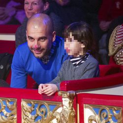 Pep Guardiola y Valentina en el circo