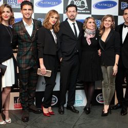 Manuela Velasco, Maxi Iglesias, Marta Hazas, Manuela Vellés y Miguel Ángel Silvestre presentan 'Galerías Velvet' en Noia