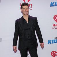 Robin Thicke en el Jingle Ball 2013