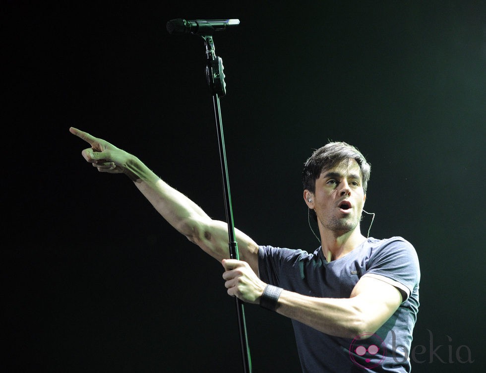 Enrique Iglesias en el Jingle Ball 2013