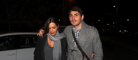 Iker Casillas y Sara Carbonero paseando por Madrid antes de ser padres