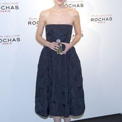 Silvia Abascal posando como imagen de Rochas