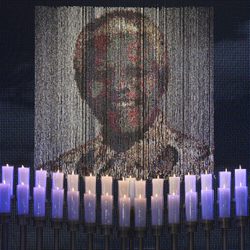 Fondo del escenario donde se celebró el funeral de Nelson Mandela en Qunu