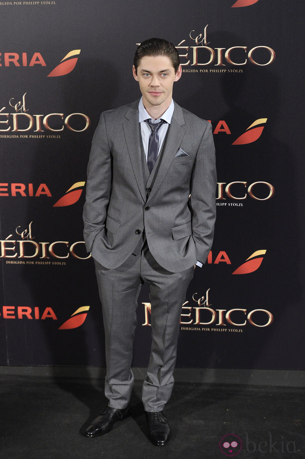 Tom Payne en el estreno de 'El Médico'