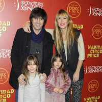 Raquel Meroño y su marido Santiago Carbones en el estreno del espectáculo "Navidad en el circo Price"