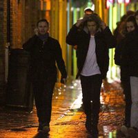 One Direction dirigiéndose al rodaje de su último videoclip en el Puente de la Torre de Londres