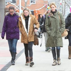 Melanie Griffith y Stella del Carmen pasean por Aspen