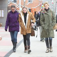 Melanie Griffith y Stella del Carmen pasean por Aspen