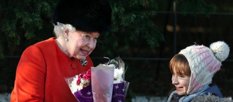 La Reina Isabel II de Inglaterra acude a la misa de Navidad en Sandringham