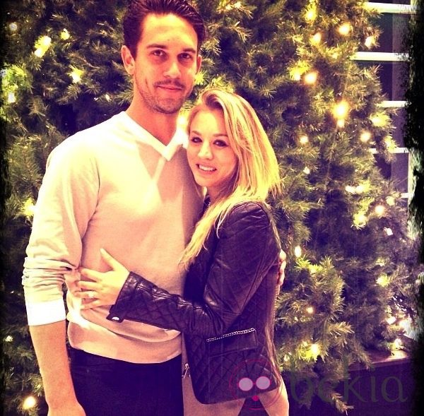 Kaley Cuoco y Ryan Sweeting celebran su primera Navidad juntos