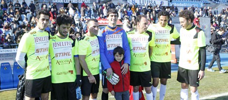 Equipo de los toreros en el partido solidario toreros vs artistas celebrado en Getafe