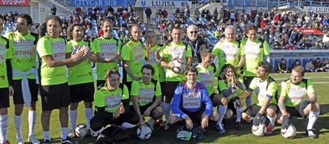 Participantes del partido solidario toreros vs artistas celebrado en Getafe