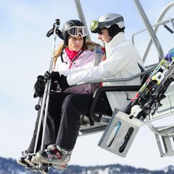 Mónica Pont despide 2013 con un amigo en Baqueira Beret