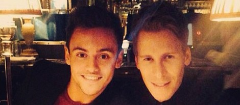 Tom Daley y Dustin Lance Black cenando en Londres