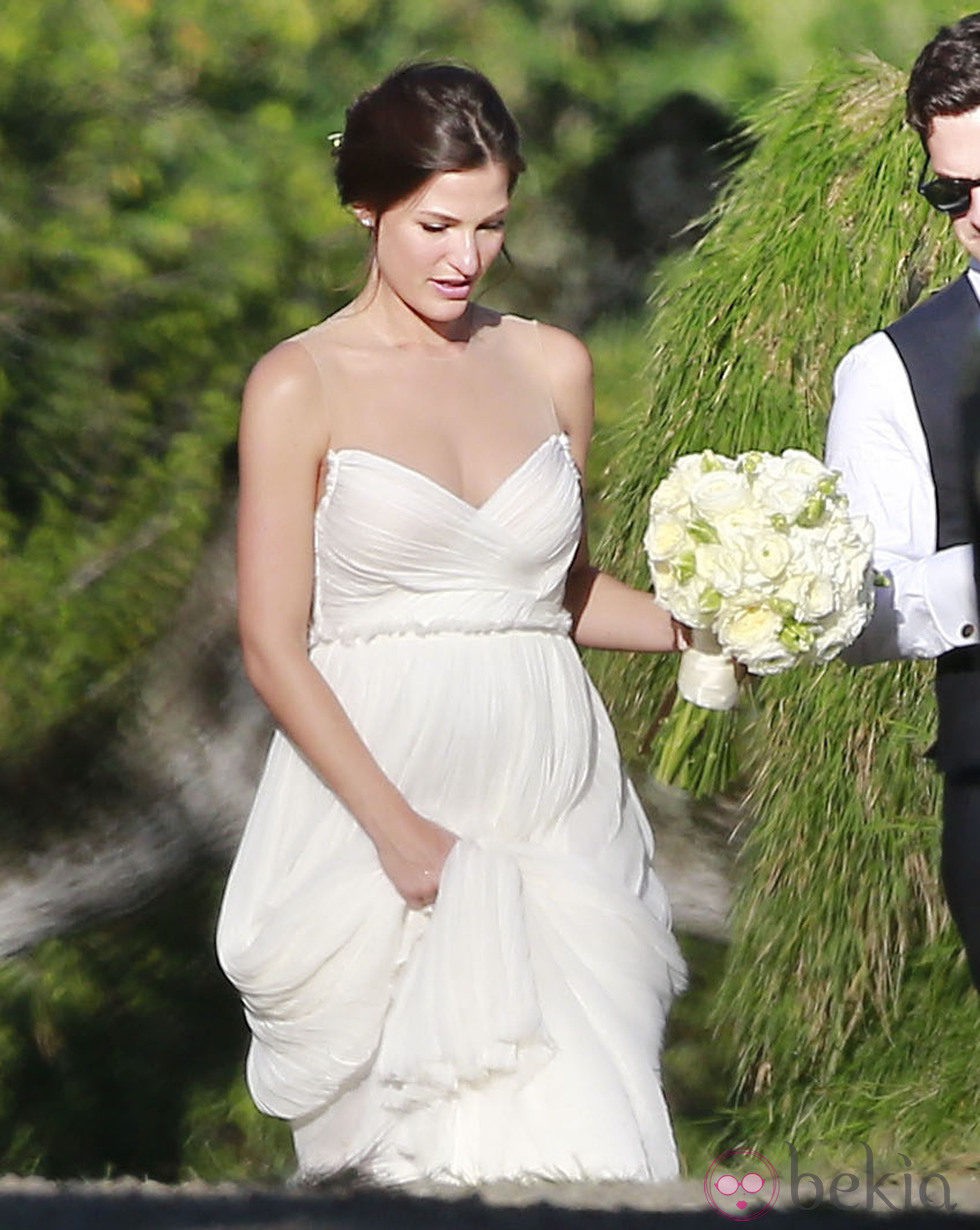 Lia Smith el día de su boda con Justin Bartha