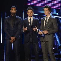 Michael B. Jordan, Zac Efron y Miles Teller en la gala de los People's Choice Awards 2014