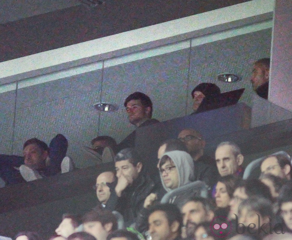 Tito Vilanova y su hijo Adrià viendo el partido de Copa del Rey Barça-Getafe