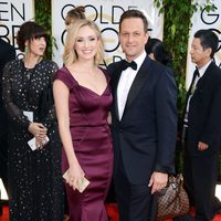 Josh Charles y Sophie Flack en la alfombra roja de los Globos de Oro 2014