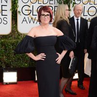 Megan Mullally en la alfombra roja de los Globos de Oro 2014