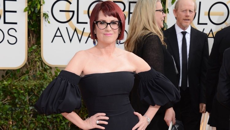 Megan Mullally en la alfombra roja de los Globos de Oro 2014