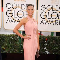 Eva LaRue en la alfombra roja de los Globos de Oro 2014