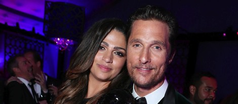 Matthew McConaughey y Camila Alves en la fiesta NBC tras los Globos de Oro 2014