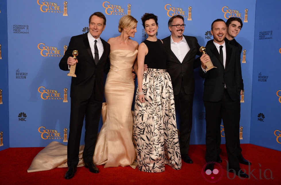 El equipo de 'Breaking Bad', mejor serie de drama en los Globos de Oro 2014