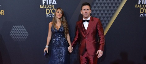 Leo Messi y Antonella Roccuzzo en la entrega del Balón de Oro 2013