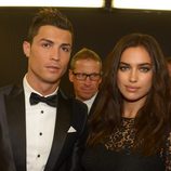 Cristiano Ronaldo e Irina Shayk en la entrega del Balón de Oro 2013